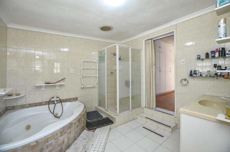 5 Bedroom Property for Sale in Parow North Western Cape